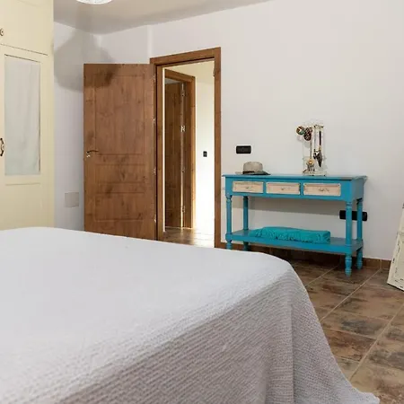 Villa Alejandra Lajares